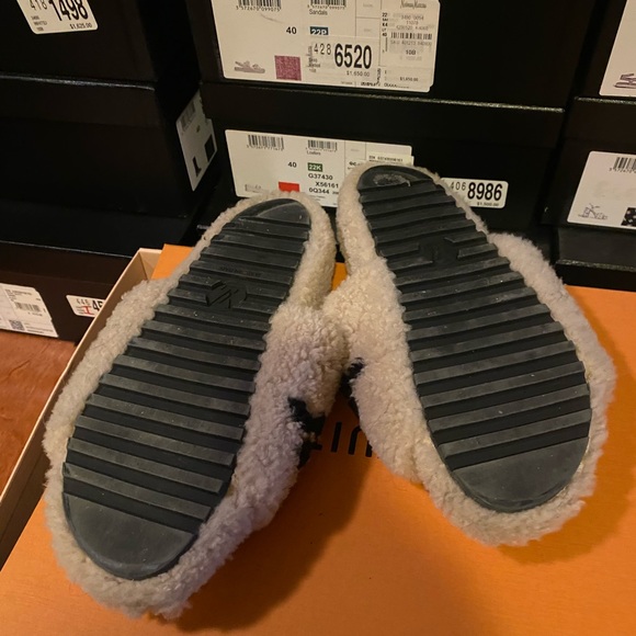 Louis Vuitton mules - Picture 5 of 5